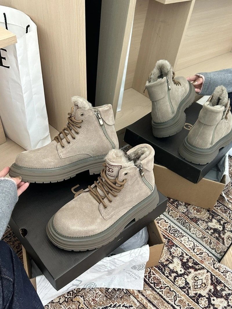 Comfortable UGX Boots 228357