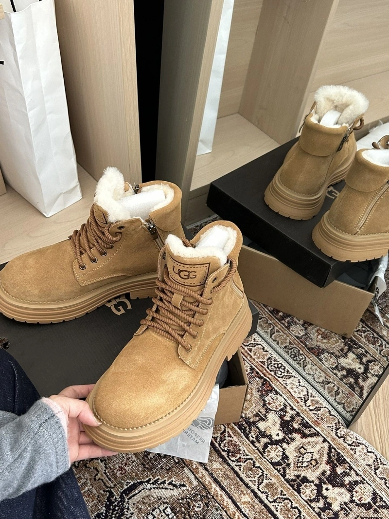Bold UGX Boots 228356