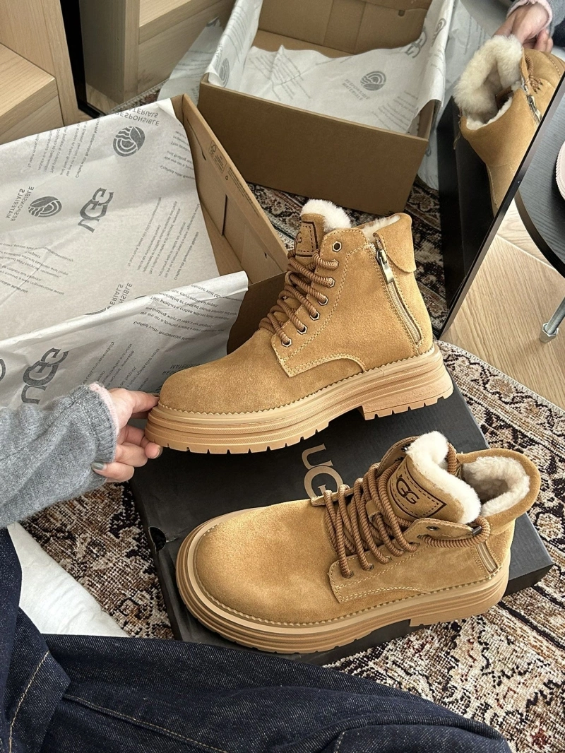 Bold UGX Boots 228356