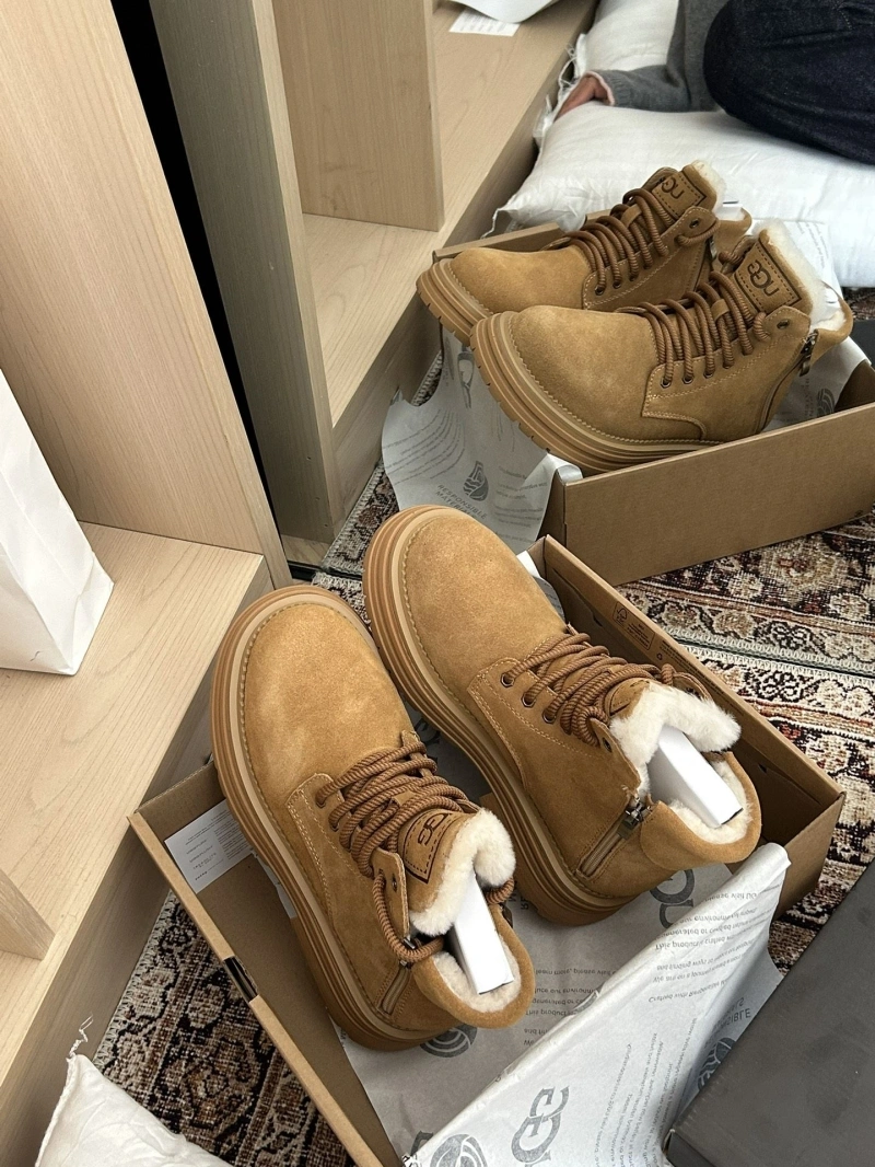 Bold UGX Boots 228356