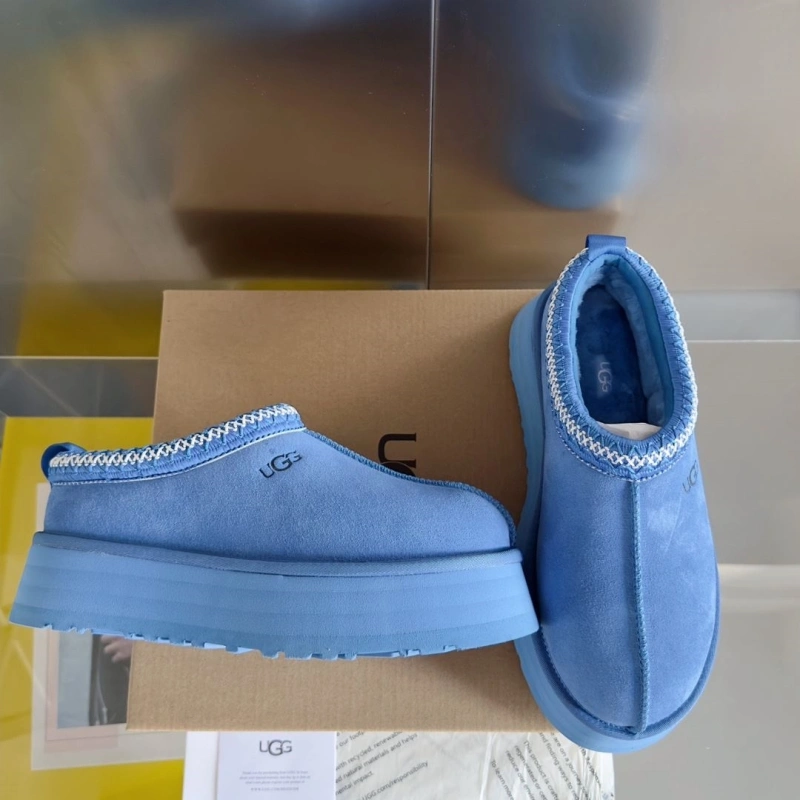 Stylish UGX Boots 228360