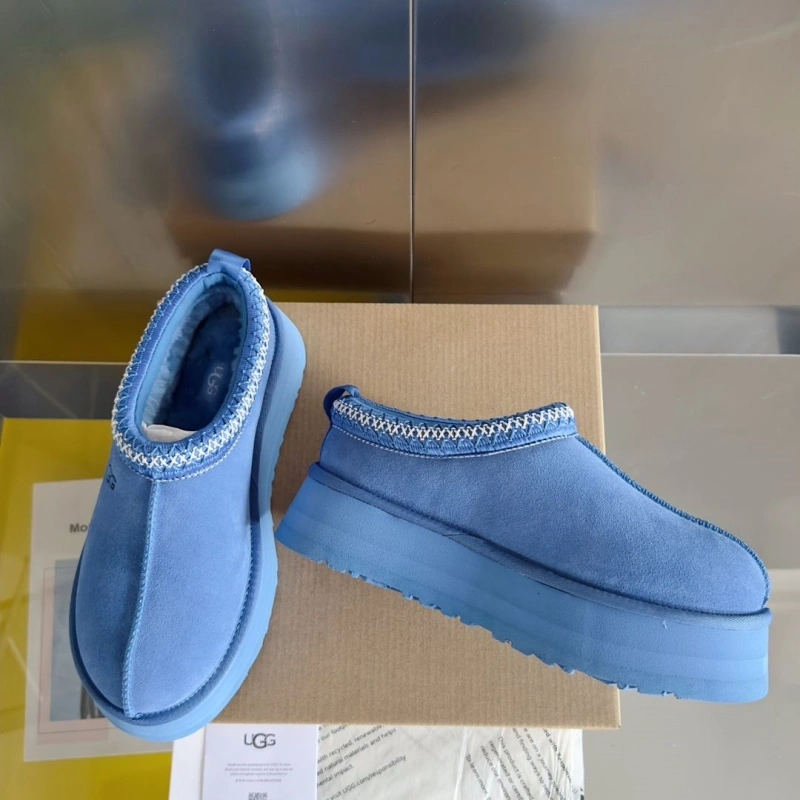 Stylish UGX Boots 228360