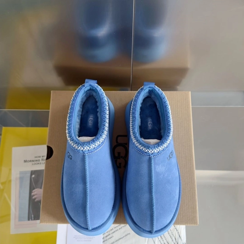 Stylish UGX Boots 228360