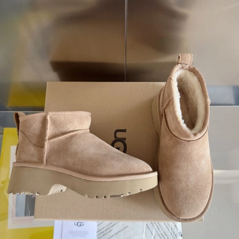Bright UGX Boots 228355