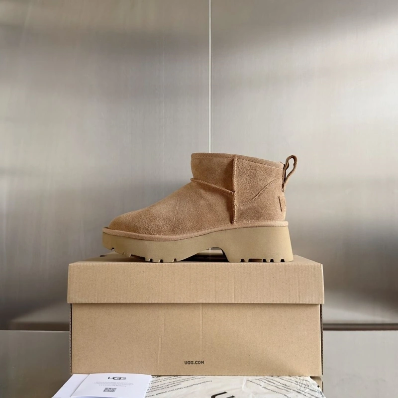 Bright UGX Boots 228355