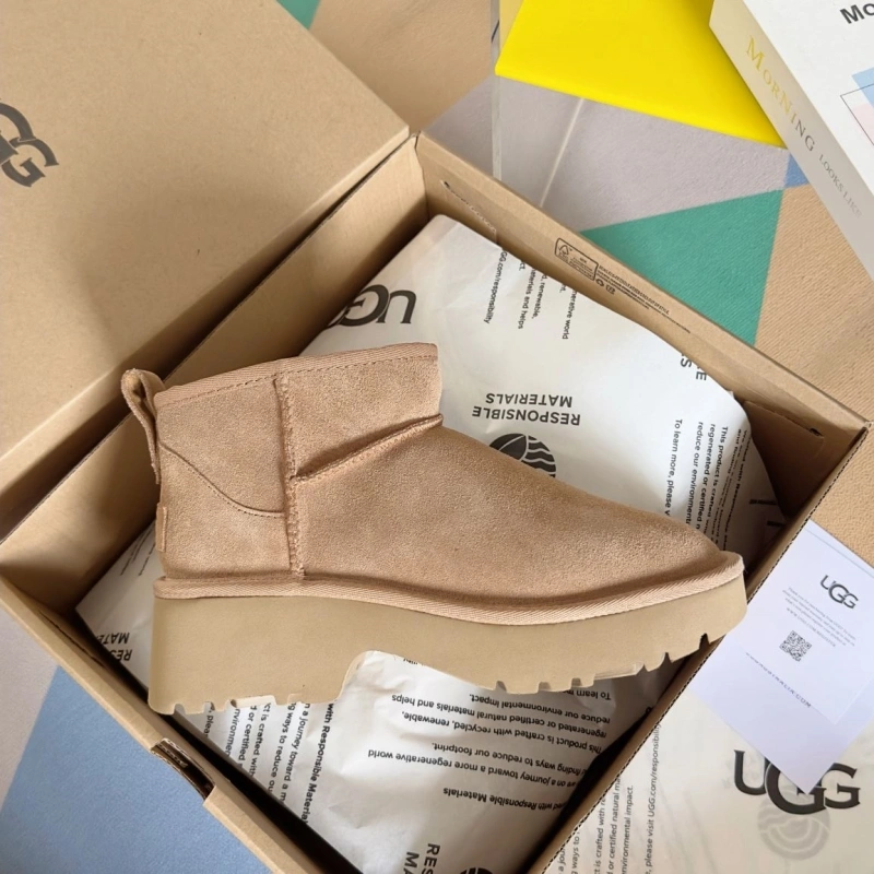 Bright UGX Boots 228355
