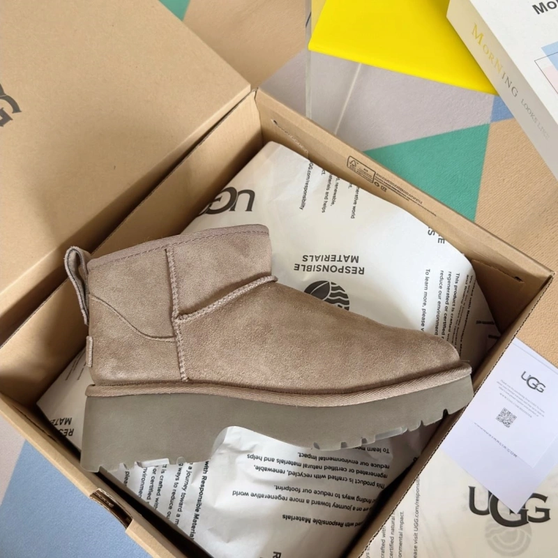 Classic UGX Boots 228344