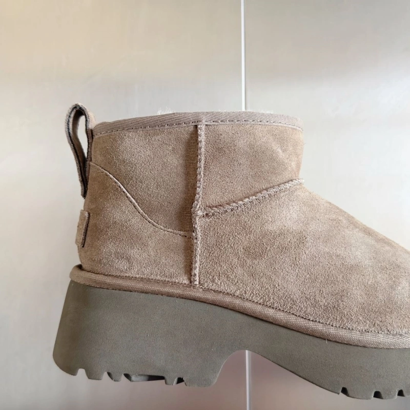 Classic UGX Boots 228344
