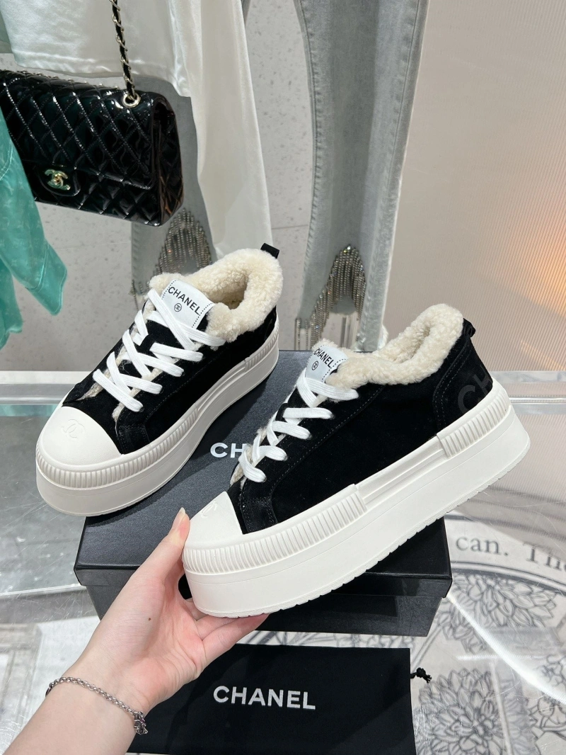 Fashionable Chxnxl Sneakers 125952