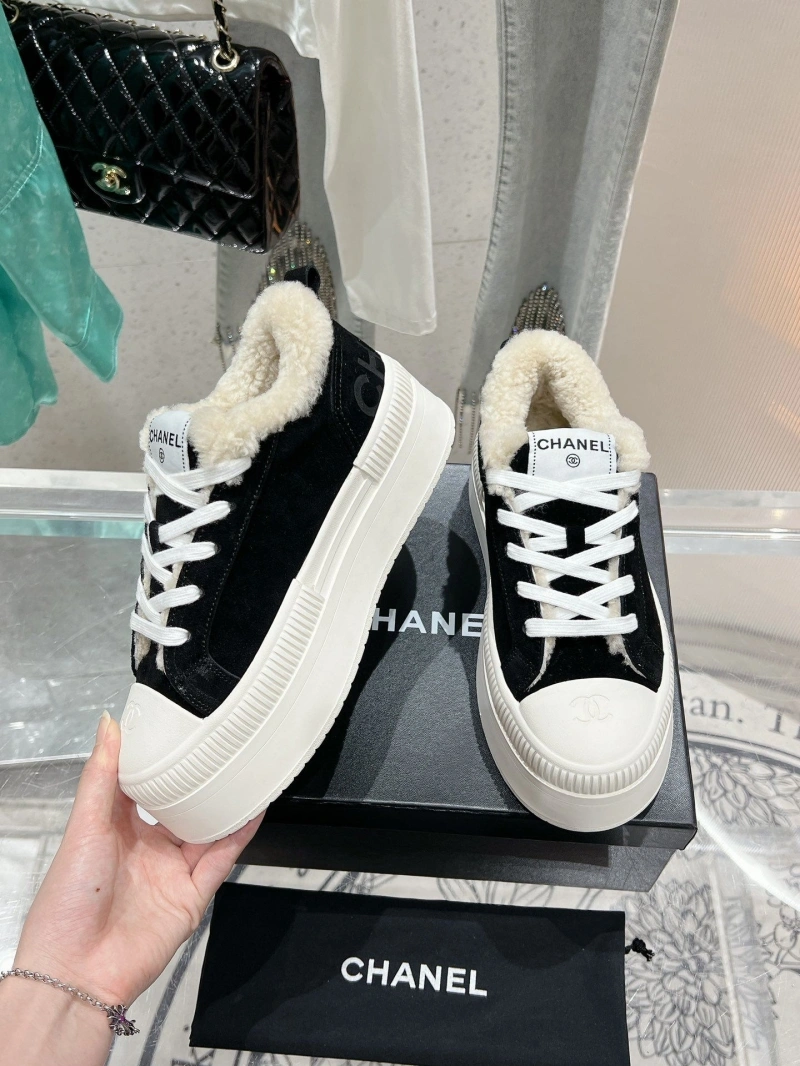 Fashionable Chxnxl Sneakers 125952