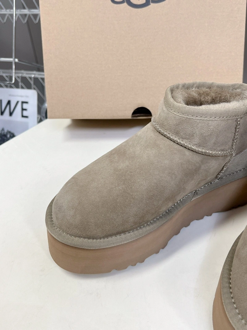 UGX Boots Bold 228330