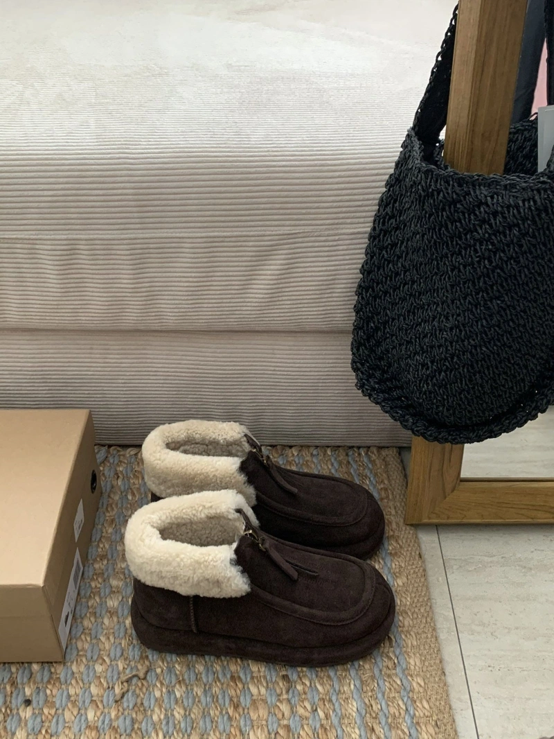 Modern UGX Boots 228312