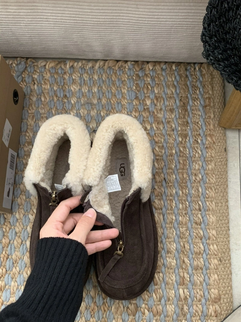 Modern UGX Boots 228312