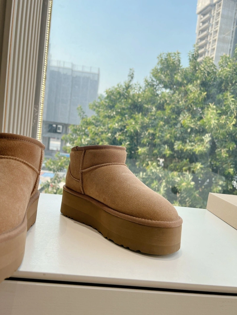 Durable UGX Boots 228316
