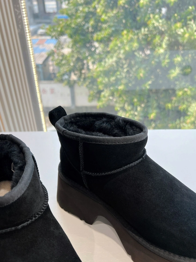 Efficient UGX Boots 228303