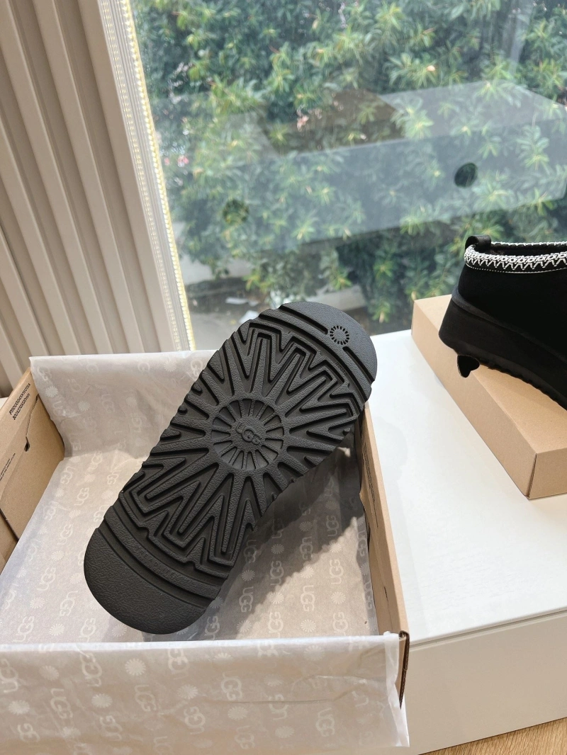 GoodFit UGX Boots 228309