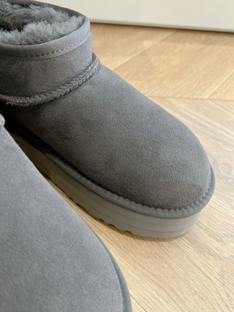 Versatile UGX Boots 228294