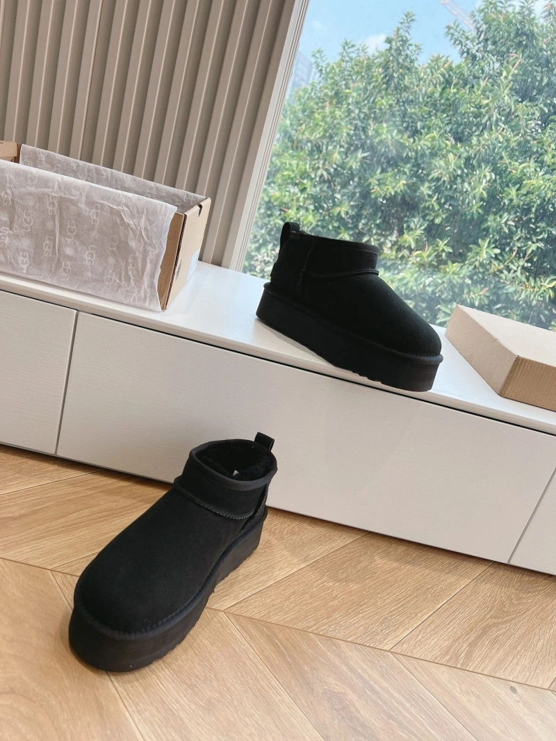 UGX Boots Sleek 228282