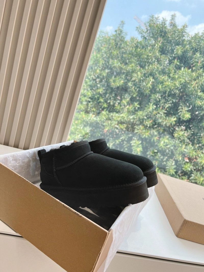 UGX Boots Sleek 228282