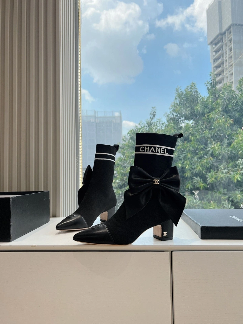 Sleek Chxnxl Boots 126438