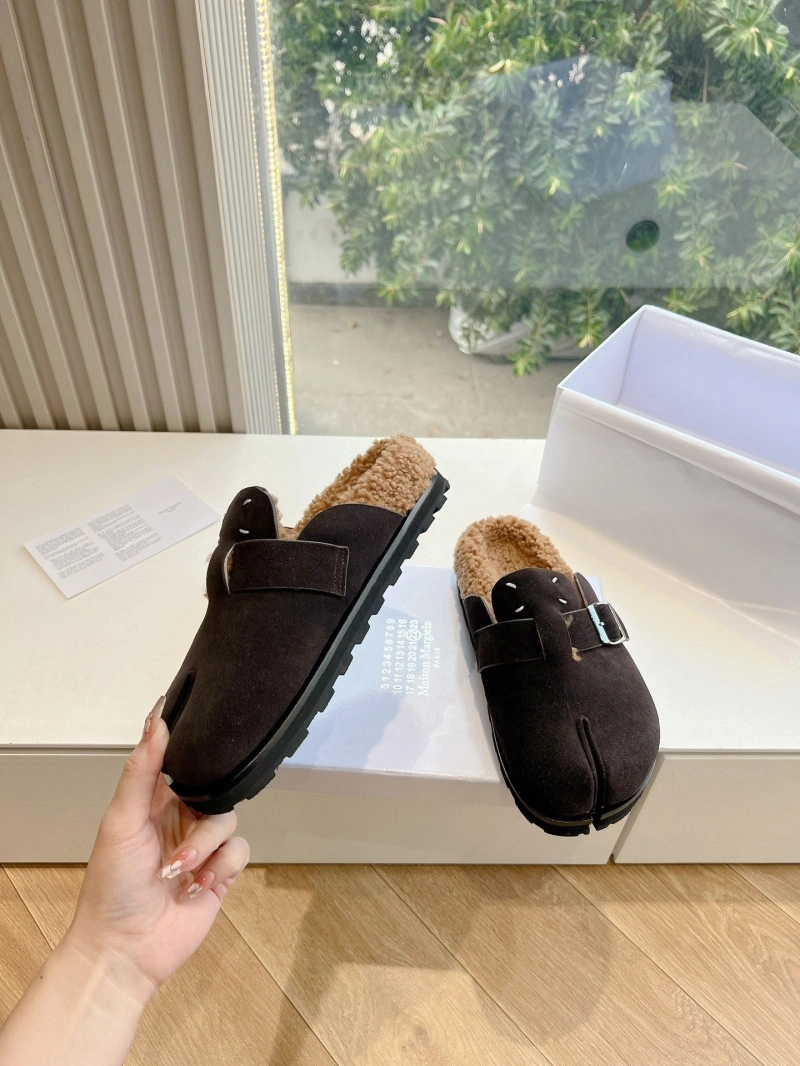 Efficient Othxr Slippers 214918
