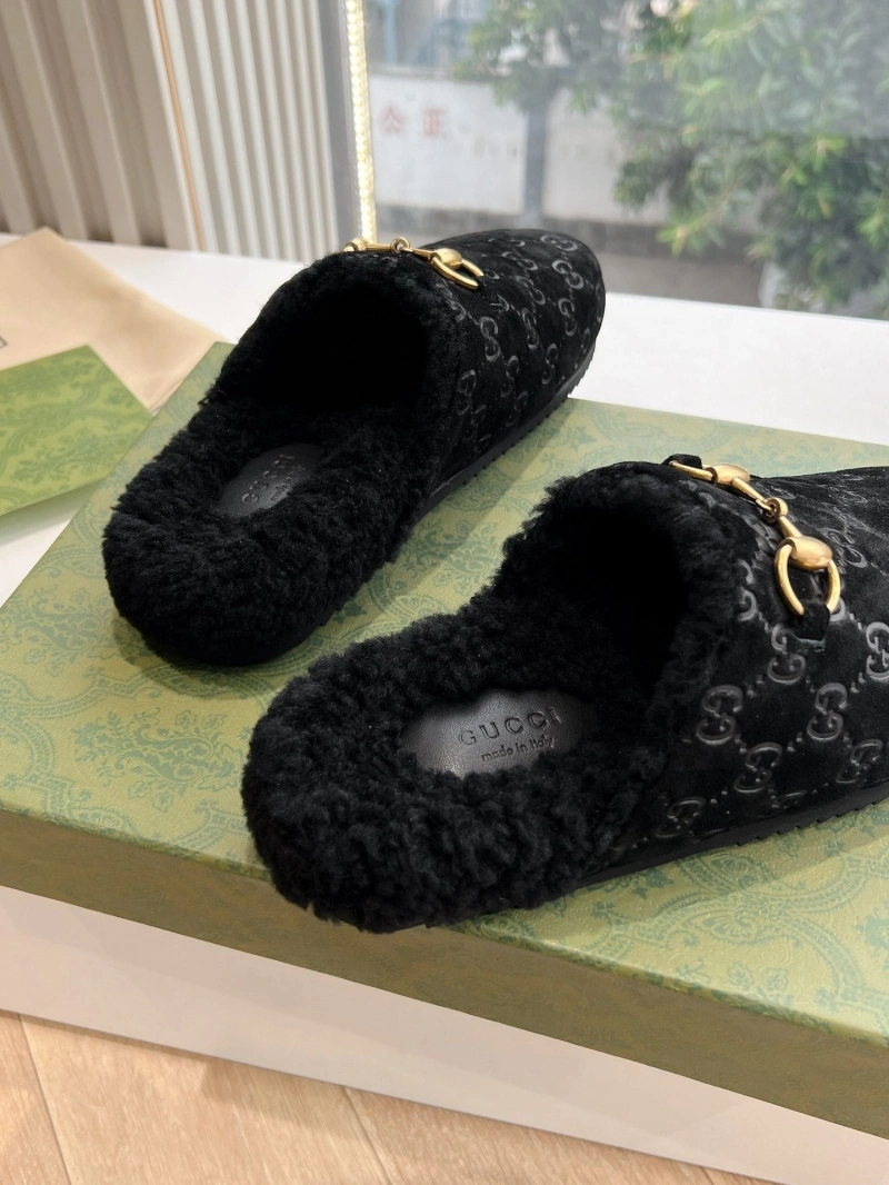 EyeCatching Gxccx Slippers 161459