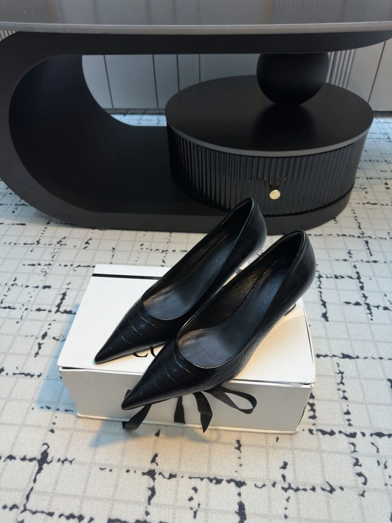 Cozy Othxr High Heels 215056