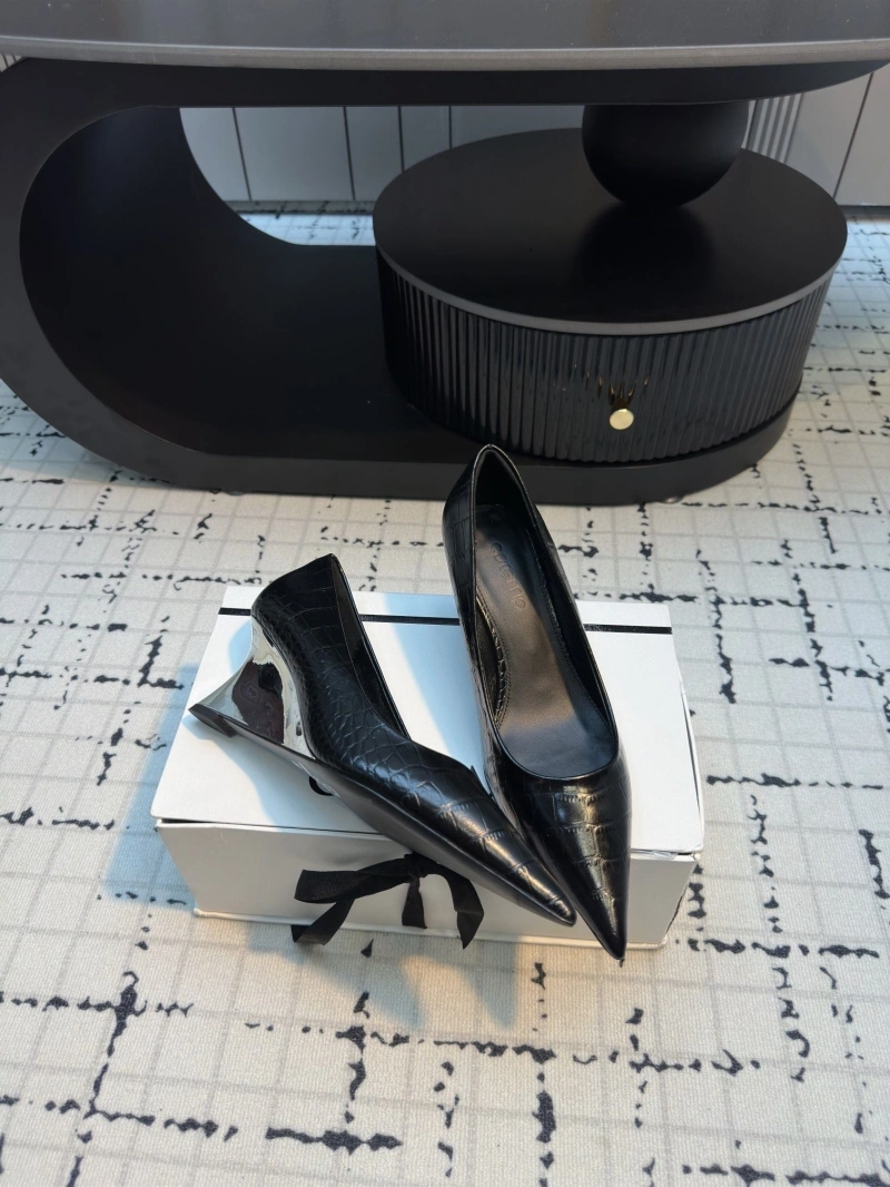 Cozy Othxr High Heels 215056