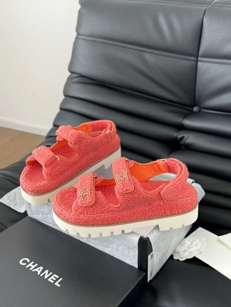 Trendsetting Chxnxl Sandals 126227