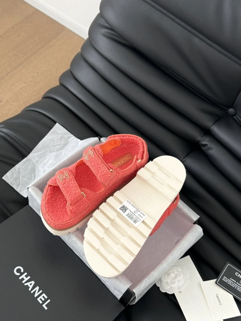 Trendsetting Chxnxl Sandals 126227