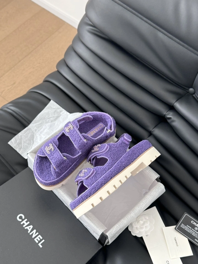Sleek Chxnxl Sandals 126226