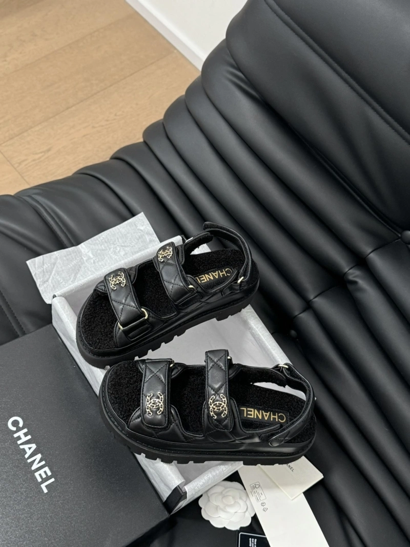 Efficient Chxnxl Sandals 126208
