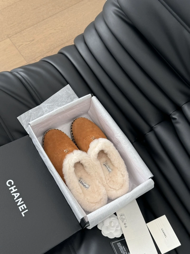 HighQuality Chxnxl Slippers 126091