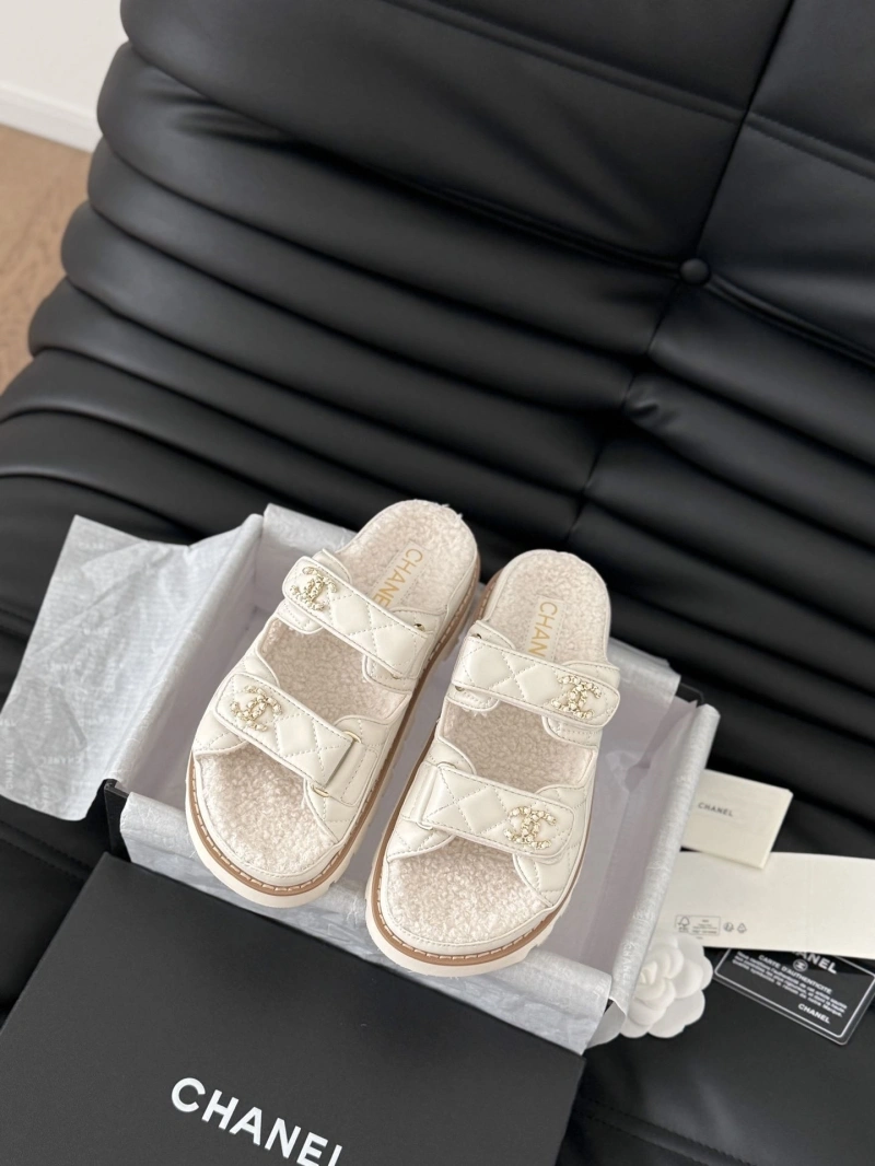 Chxnxl Slippers EasyMatch 126084