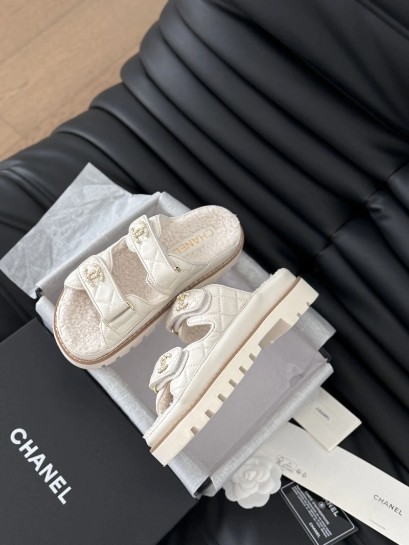 Chxnxl Slippers EasyMatch 126084