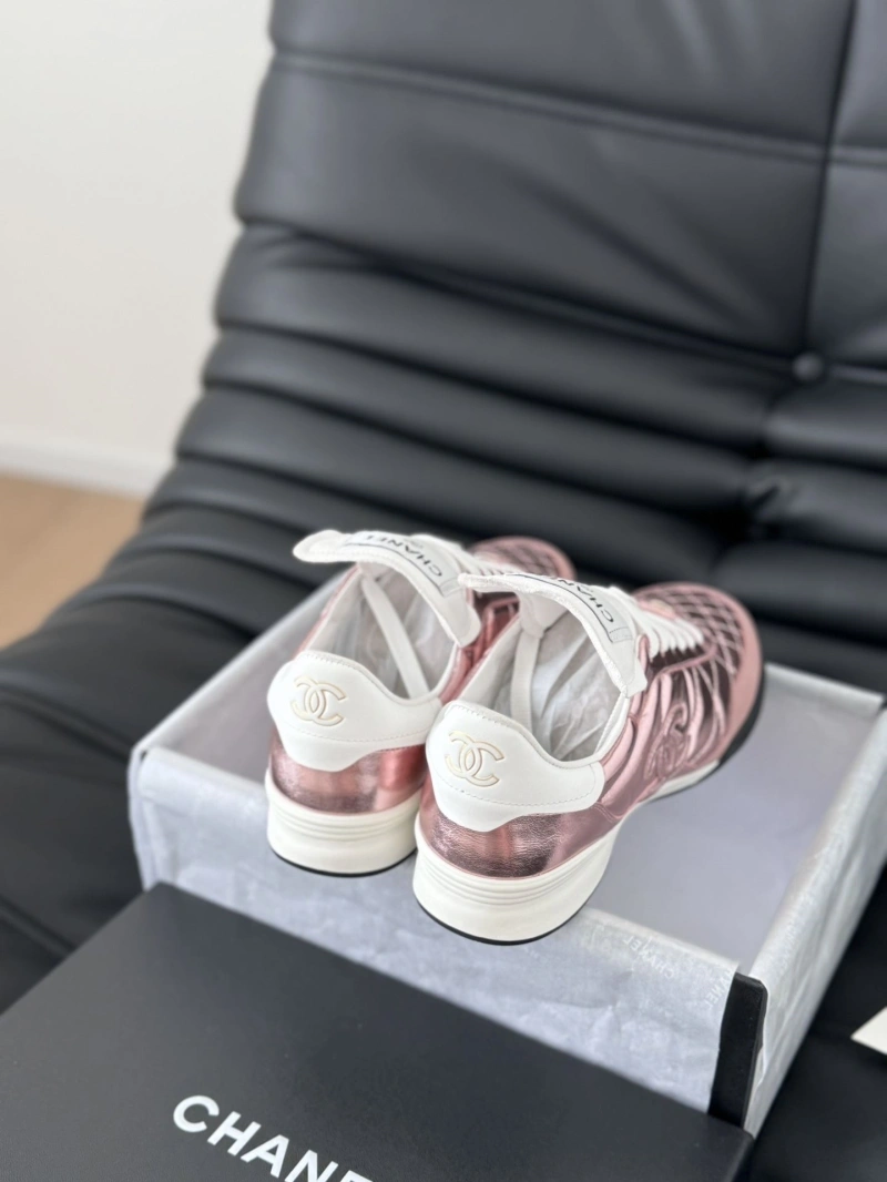 Bright Chxnxl Sneakers 125937