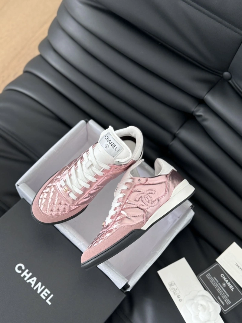 Bright Chxnxl Sneakers 125937
