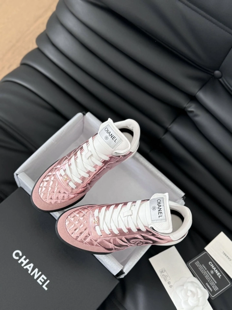 Bright Chxnxl Sneakers 125937