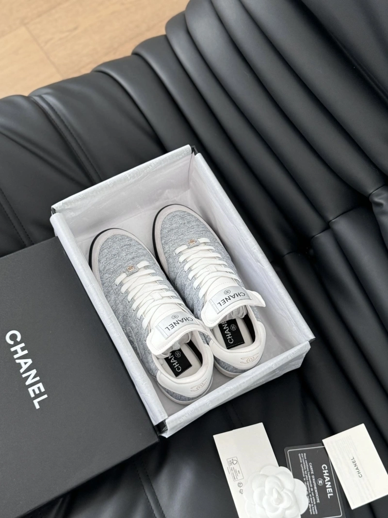 Modern Chxnxl Sneakers 125931