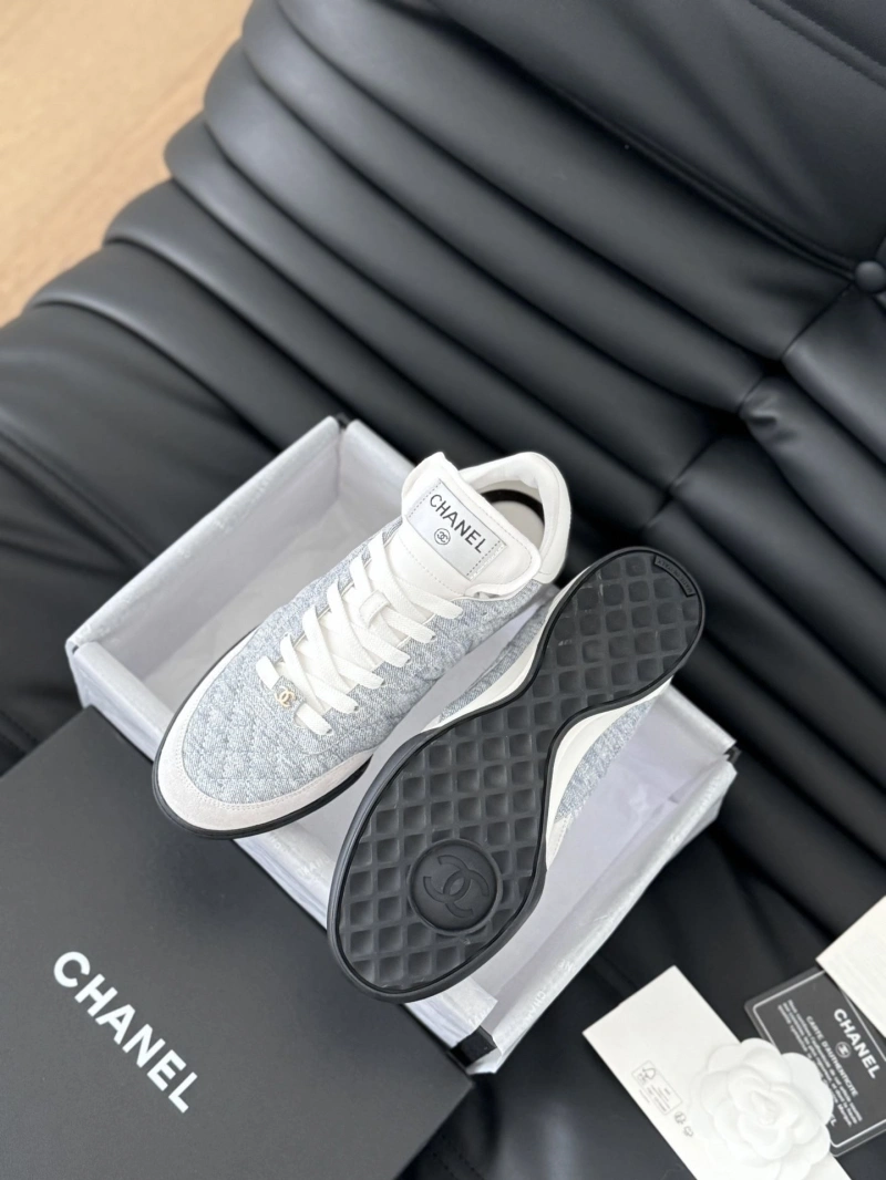 Modern Chxnxl Sneakers 125931