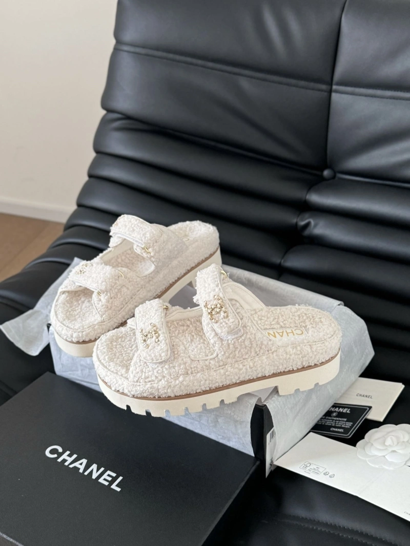 Chxnxl Slippers Functional 126083