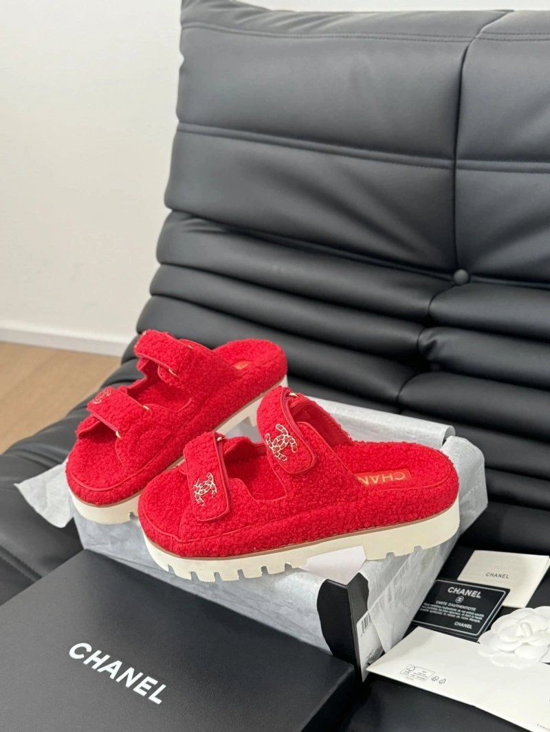 Chxnxl Slippers Vibrant 126074