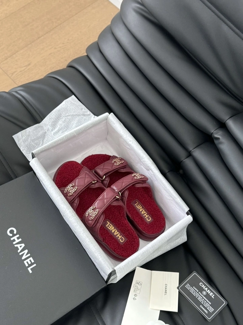 Compact Chxnxl Slippers 126040
