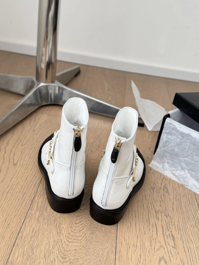 Stylish Chxnxl Boots 126426