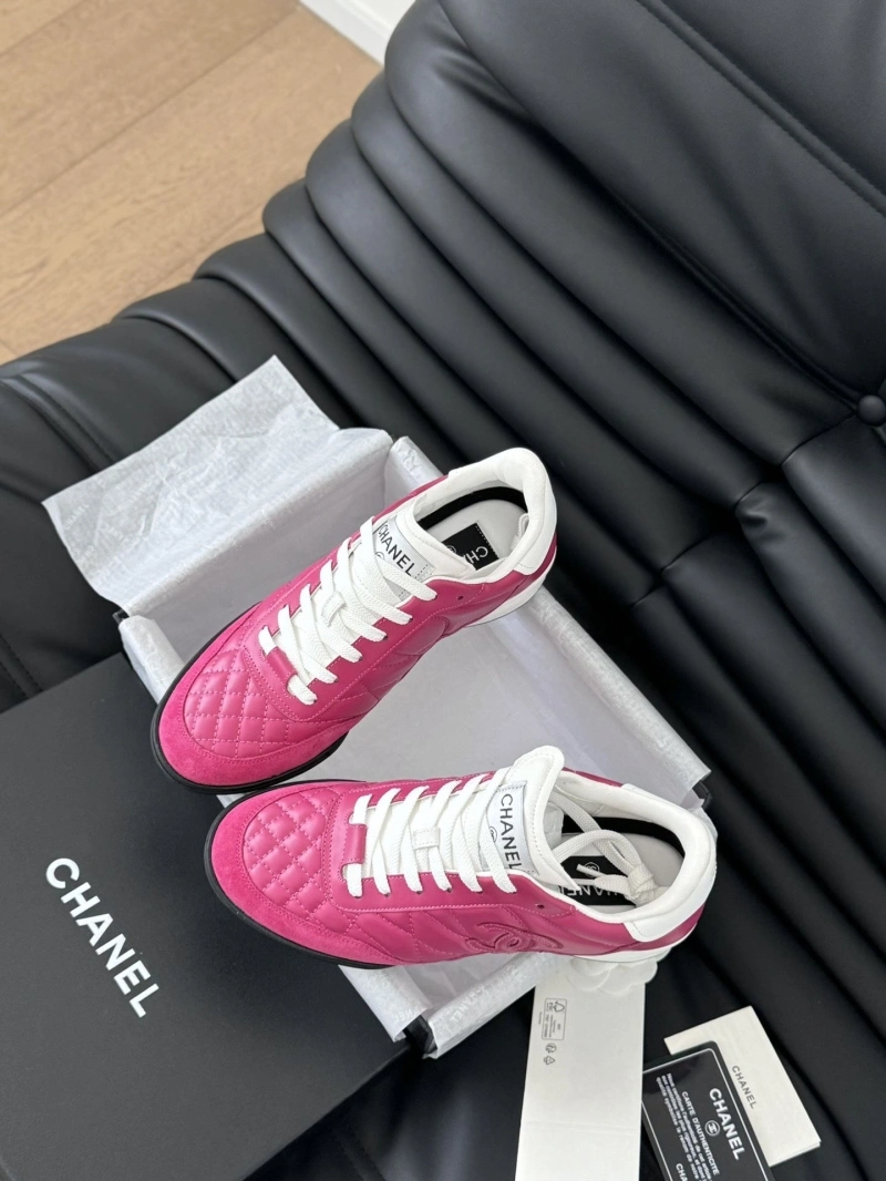 Elegant Chxnxl Sneakers 125919