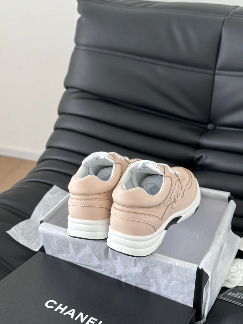 Fashionable Chxnxl Sneakers 125921