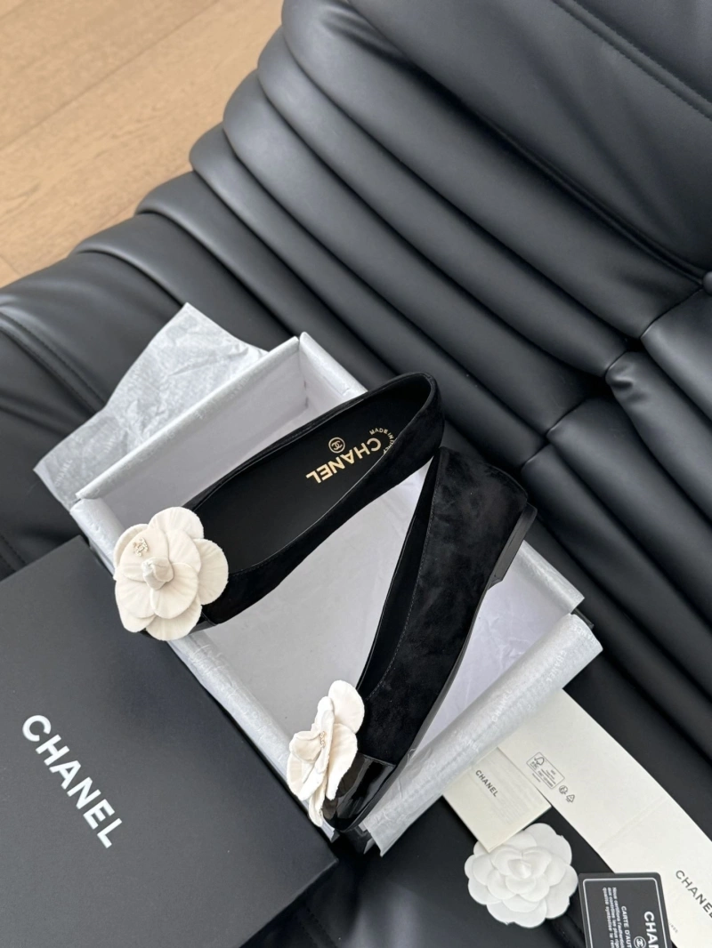 Sleek Chxnxl Flat Shoes 126299