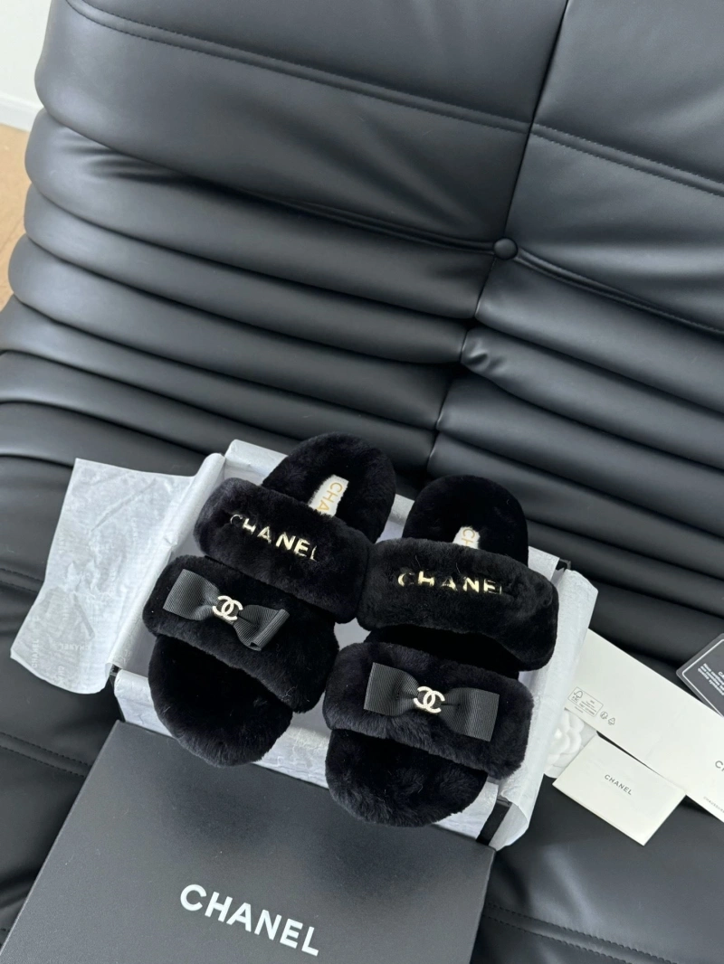 Comfortable Chxnxl Slippers 126070