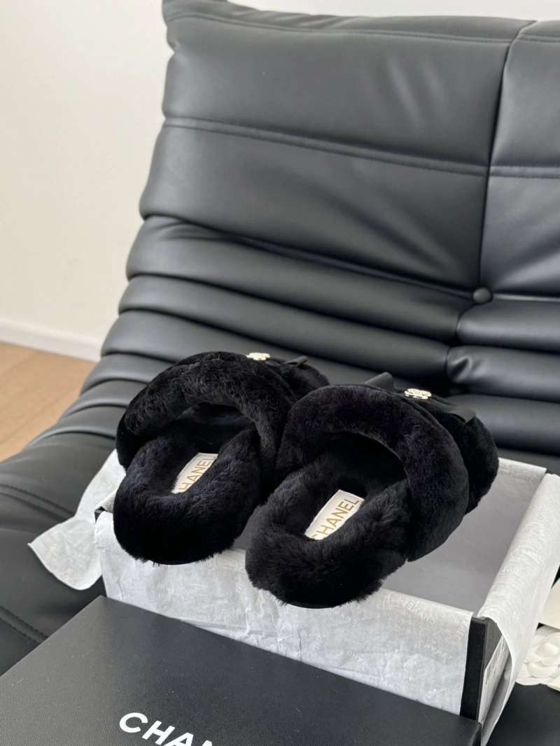 Comfortable Chxnxl Slippers 126070