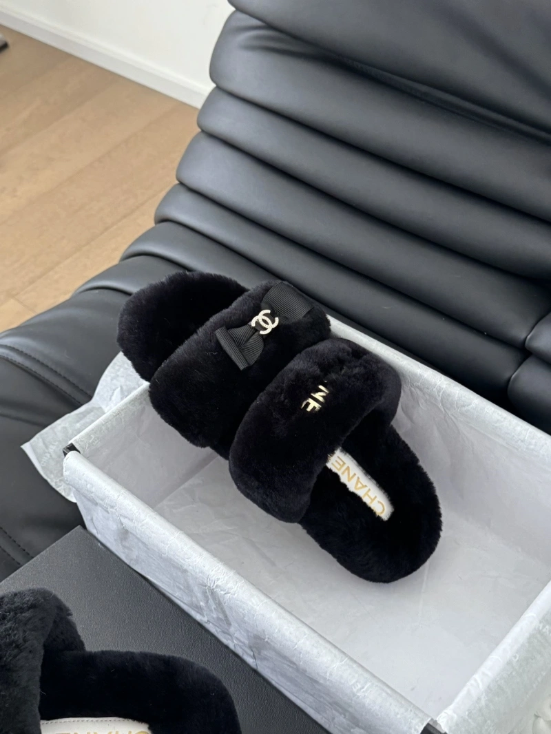 Comfortable Chxnxl Slippers 126070